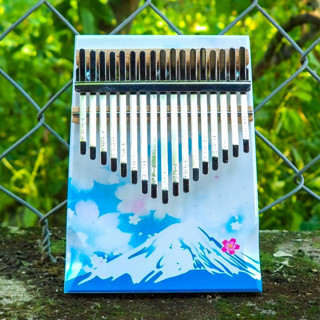 Đàn Kalimba 17 Phím Khắc Sẵn Nốt- Đầy Đủ Phụ Kiện, Hướng Dẫn Tự Học, Búa, Dán Phím, Khăn Lau