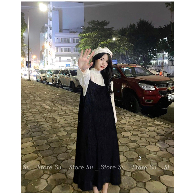 Set áo voăn nhăn cổ bèo tay bồng kèm váy 2 dây nhung xinh tiểu thư