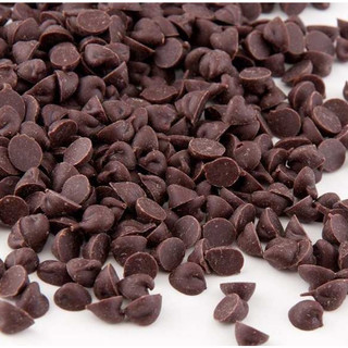Socola chip đen/trắng Puratos 500g (chiết lẻ từ hộp 2.5kg)