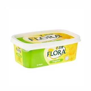Bơ thực vật flora hộp 250g
