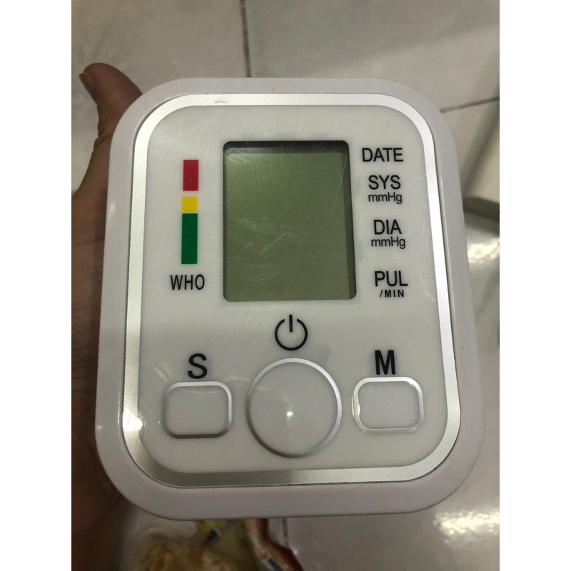 Máy đo huyết áp bắp tay IZIKI