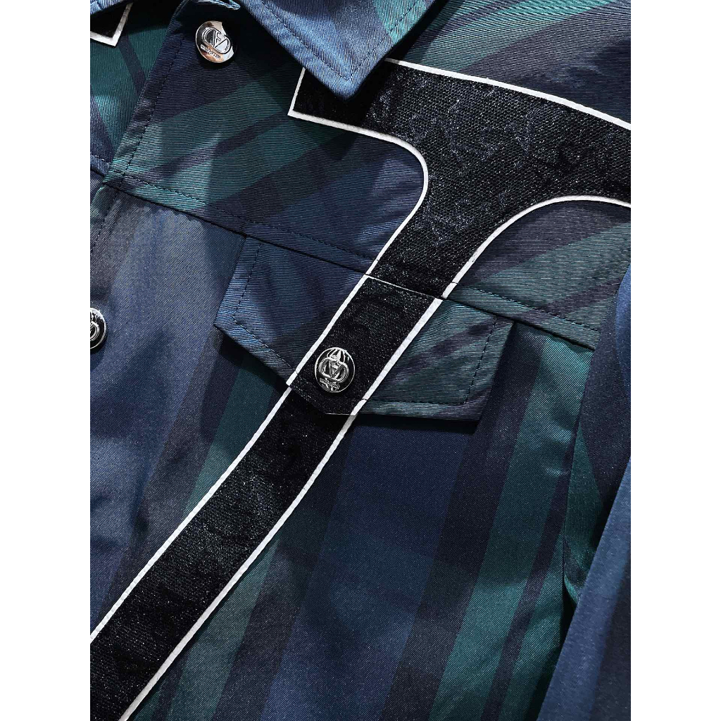 Áo khoác kiểu sơ mi nam dài tay kẻ sọc trang trí logo Valentino