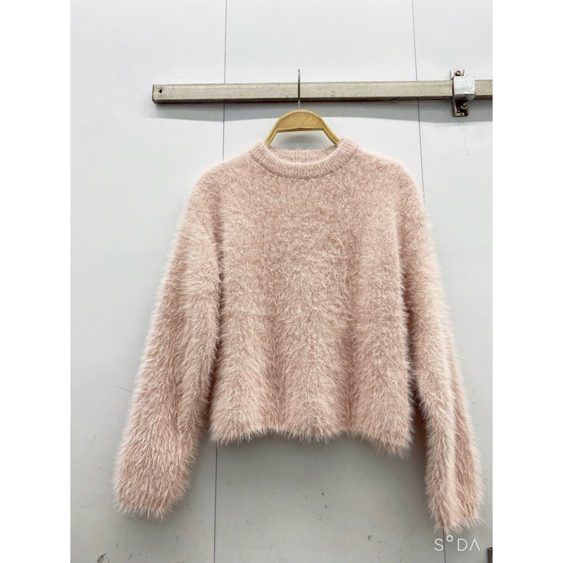 Mã 002: Áo len lông thỏ dáng ngắn