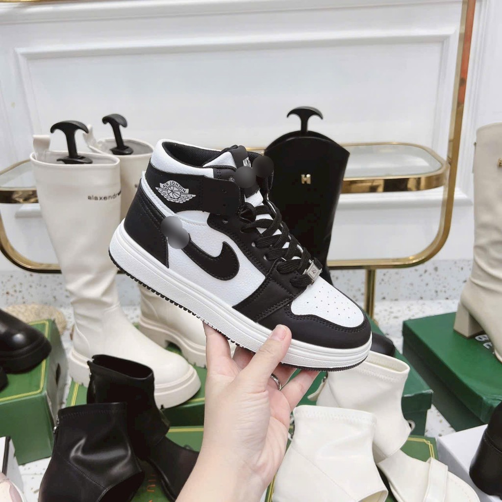 Giày nữ thể thao sneaker dáng jorda qccc fullbox .