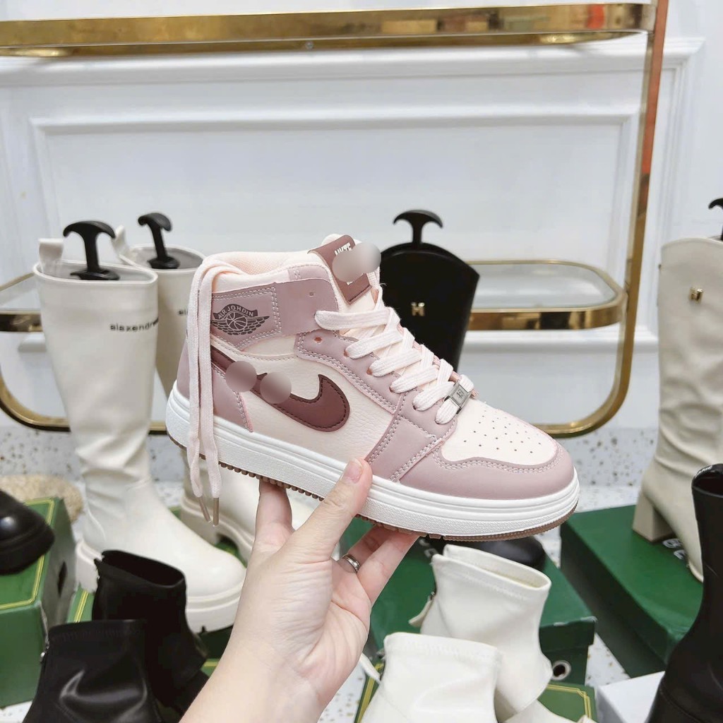 Giày nữ thể thao sneaker dáng jorda qccc fullbox .