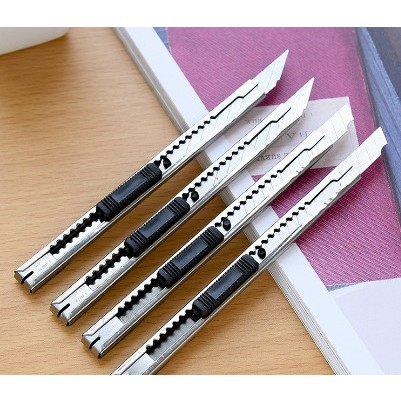 Dao dọc giấy mini Cà rốt , móc khoá tiện lợi