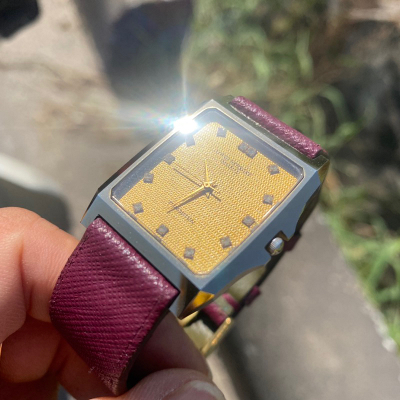 Louis vessart Quartz Tank Nam Vỏ Đá Tungsteng