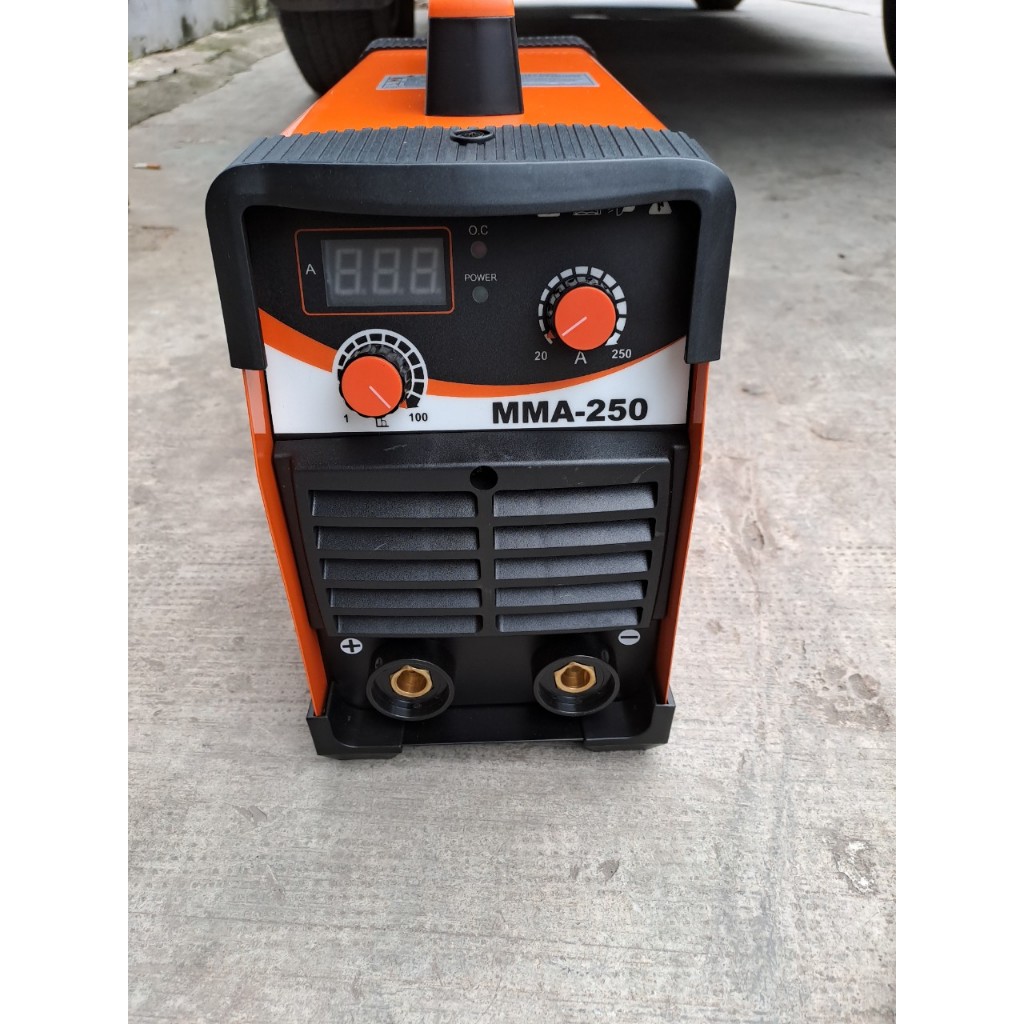 Máy hanf chuyên que 3,2mm,LINCO COLNZONTER-Máy nặng 4,5kg ,bảo hành 18 tháng -kèm kính hàn và que hàn