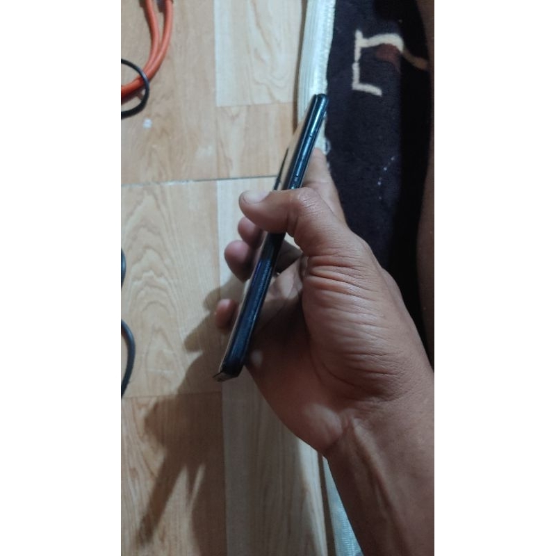 Xác oppo reno 3 pro sống mới như hình