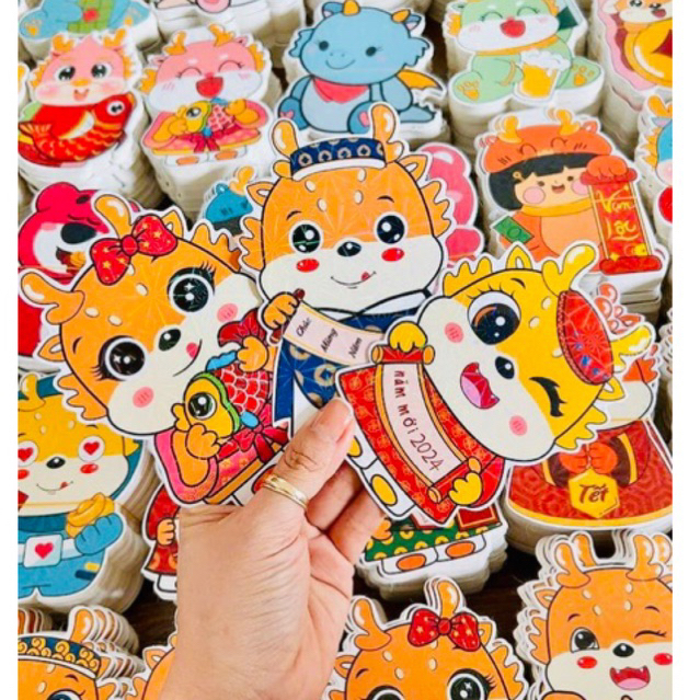 combo 100 bao lì xì trộn nhiều hình ngẫu nhiên hoạt hình chibi 3D mẫu năm 2024