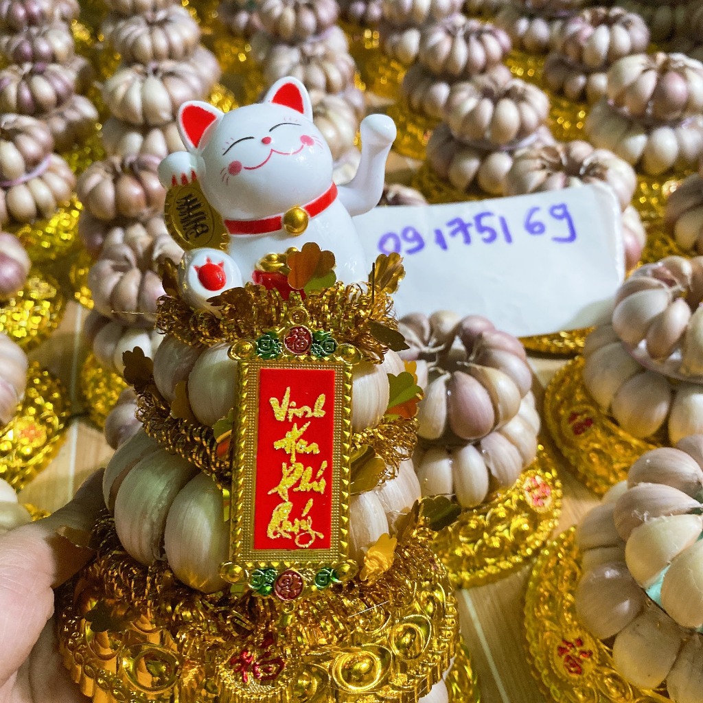 Tháp tỏi Mèo chiêu tài mới 2024