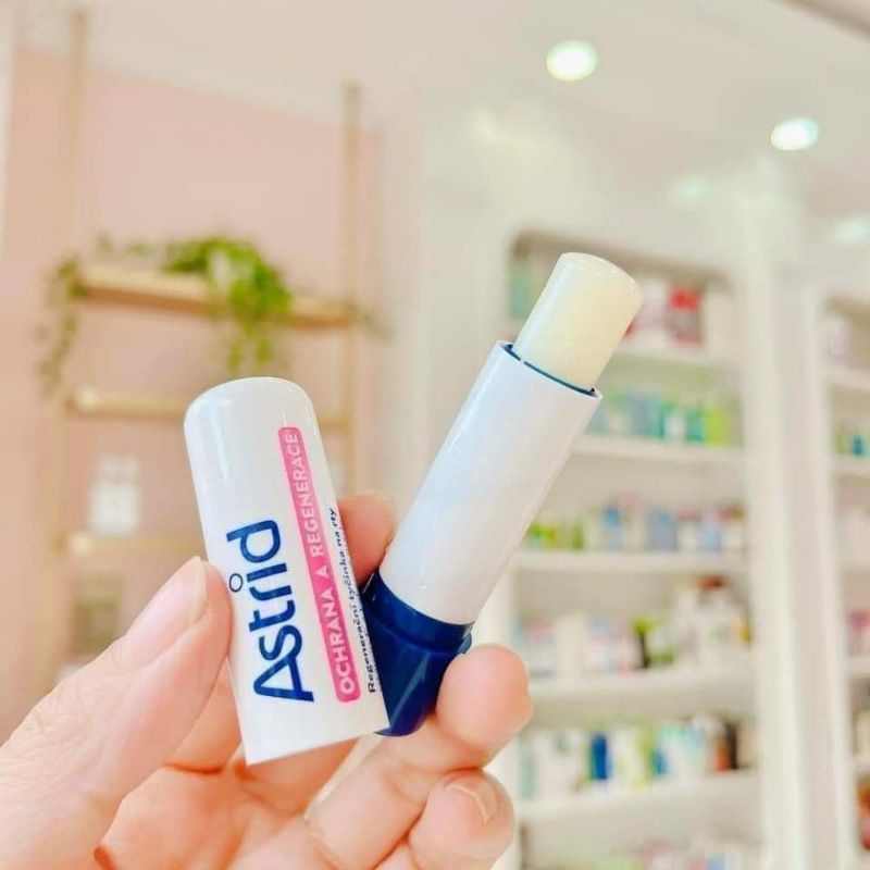 Son dưỡng mỡ hươu Astrid  4.7g