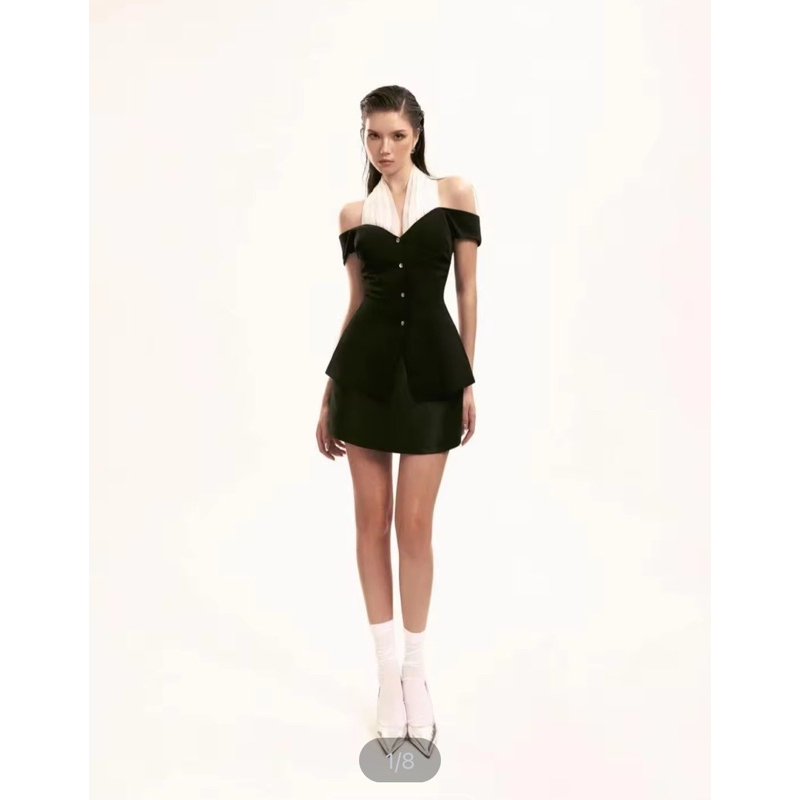 Áo kiểu vai voan Clover Top