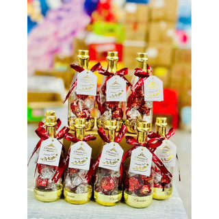 Kẹo socola Chai nhựa đựng socola mini giỏ quà