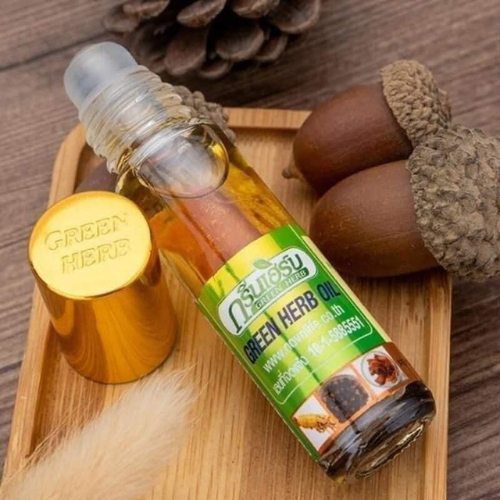 Dầu Lăn Nhân Sâm Thảo Dược Ginseng Green Herb Oil 8ml Thái Lan