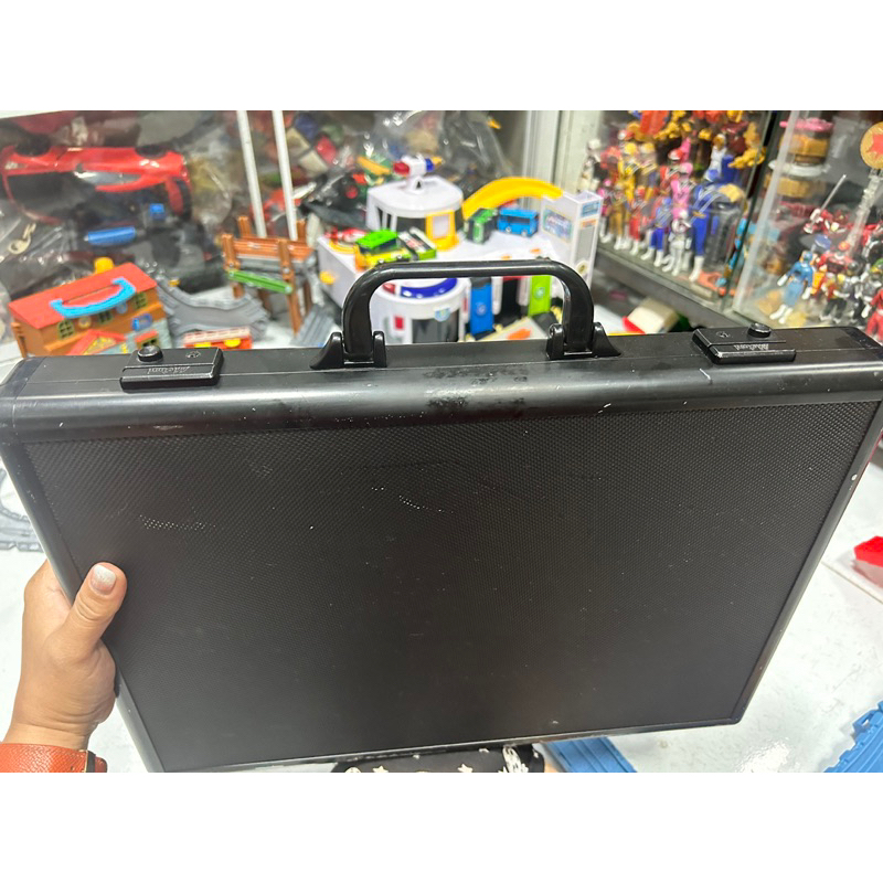 Vali CATAP Kim loại Metom Size: 50x35cm