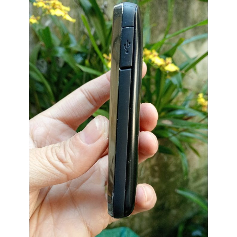 Điện thoại nokia 2730 nghe gọi loa to, máy nghành sim, chơi game