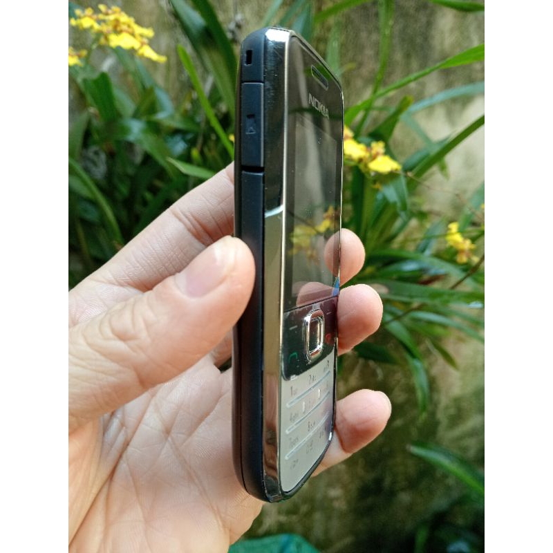 Điện thoại nokia 2730 nghe gọi loa to, máy nghành sim, chơi game