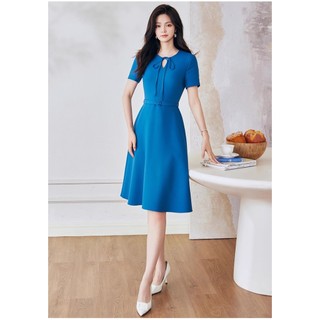 Đầm xoè tay ngắn cổ tròn cột nơ nhỏ xanh trơn