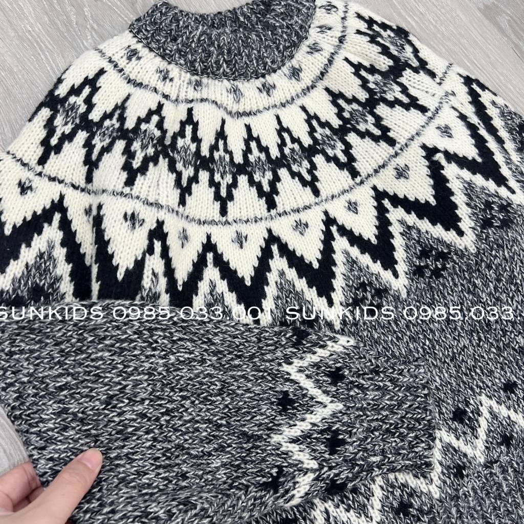 Áo len Nữ MNG Họa tiết Thổ Cẩm Quả Trám