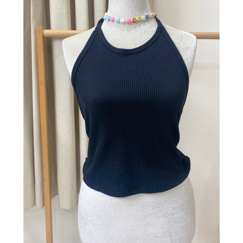 Áo yếm hở lưng