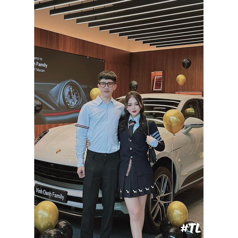 Chân Váy Thom xếp ly dáng ngắn Siu Cấp