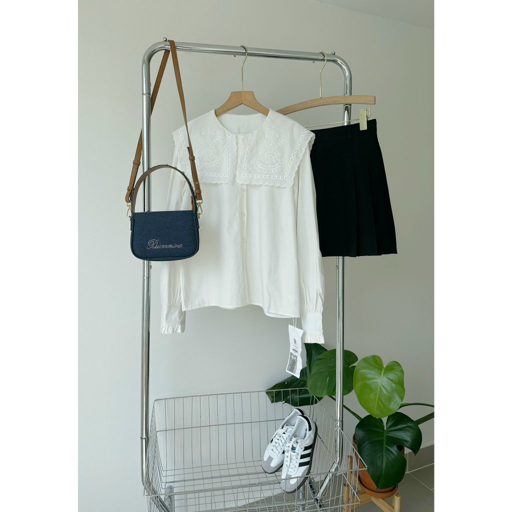 Áo sơ mi cổ vuông thêu họa tiết , The Peace