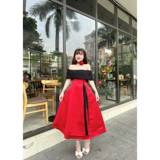 Đầm dáng dài bẹt vai xẻ tà kèm nơ
