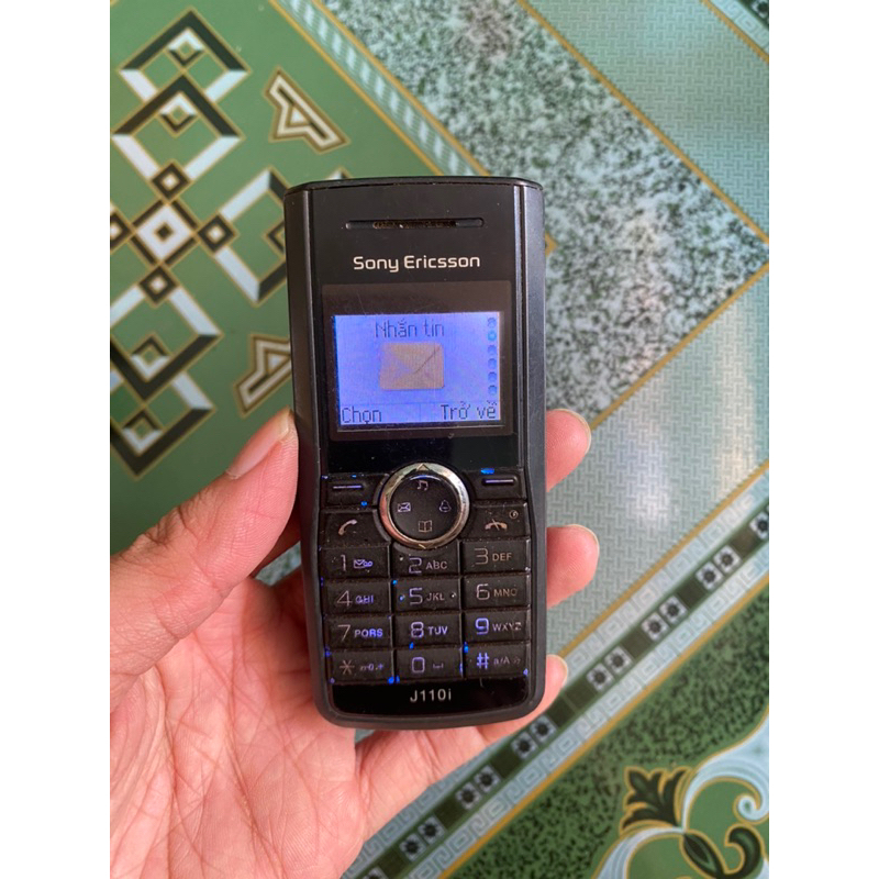 Xác điện thoại Sony Ericsson J110i liệt vài phím