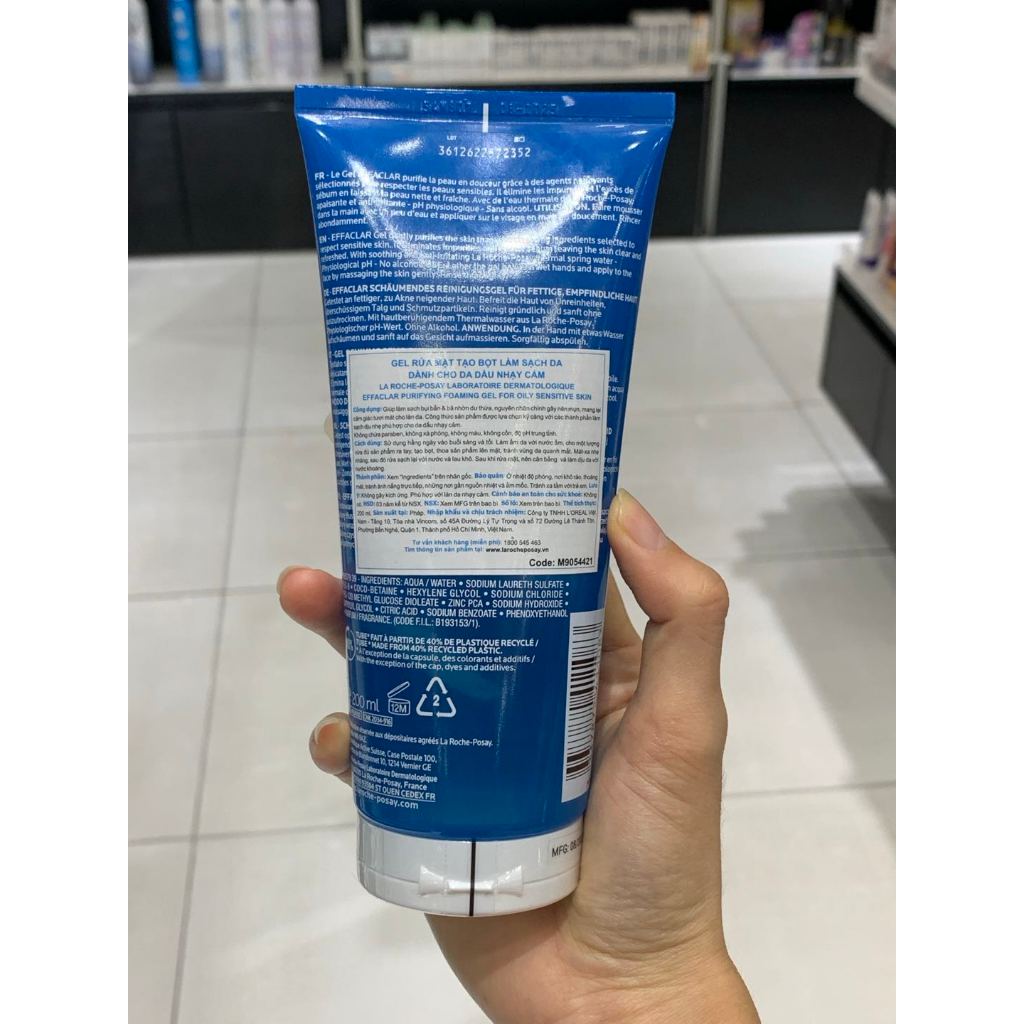 Gel Rửa Mặt Tạo Bọt, Giảm Mụn Cho Da Dầu La Roche-Posay Effaclar 200ml