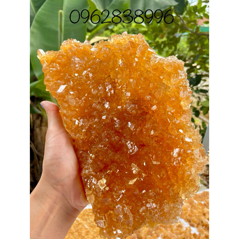 Đường phèn tảng, già phèn rất chất lượng và ngon ạ, cái này dùng làm quà thì quá tuyệt vời