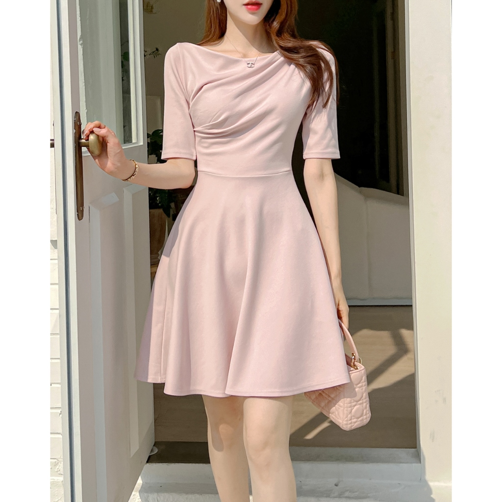 Đầm xòe cổ thuyền phong cách Hàn