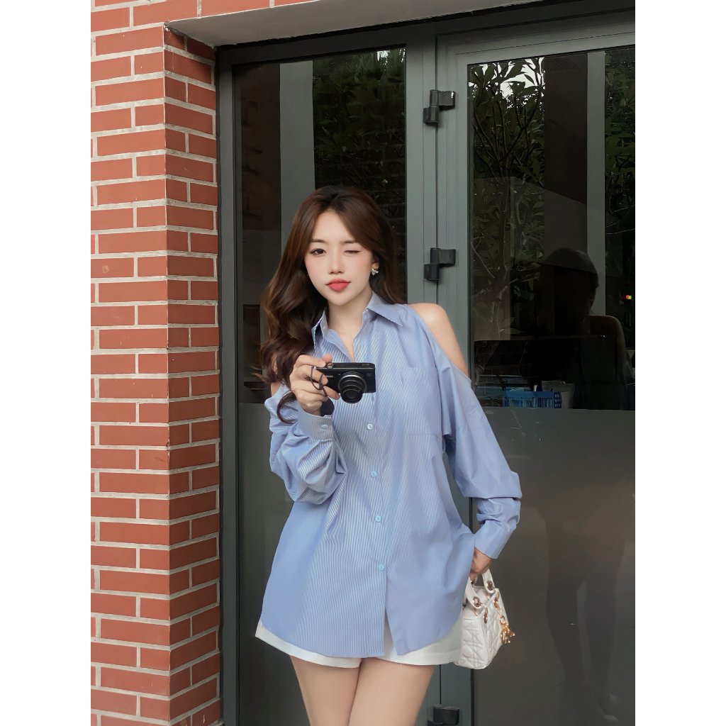 YU CHERRY | Áo sơmi basic kẻ sọc nhỏ khoét vai cách điệu Cutout Shoulder Shirt YA474