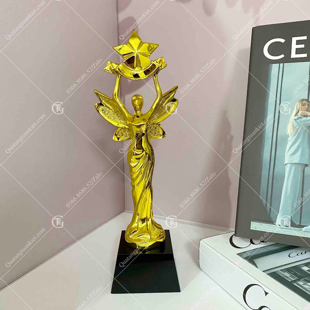 Cúp pha lê - Composite thiên thần nâng sao mạ vàng