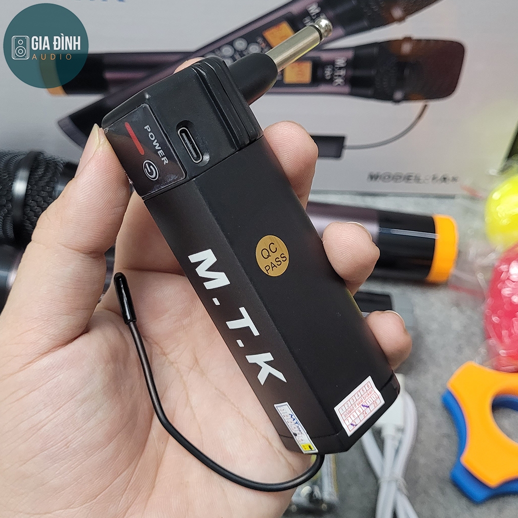 Micro không dây đa năng MTK 1A+ NEW - Tích hợp chỉnh bass, treble, echo ngay trên thân mic