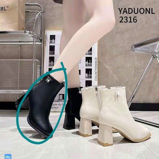 bốt -boots gót trụ size 38 đen