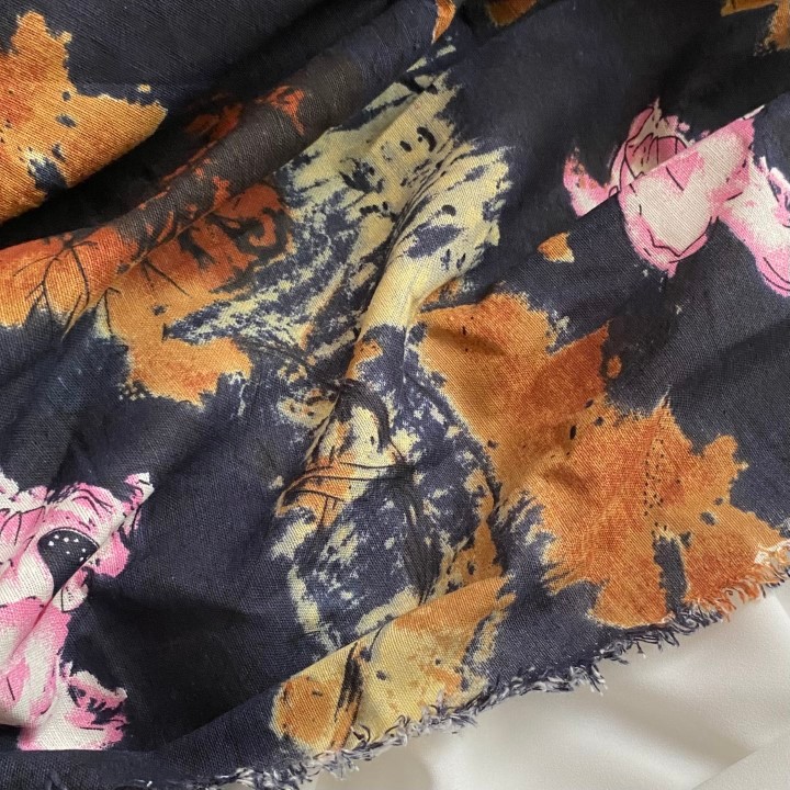 Vải Linen Cotton 100% Họa Tiết Khổ 1m45 - Không Co Giãn, Hơi Thô Nhẹ - May Áo Sơ Mi, Đầm, Váy, Đồ Thiết Kế