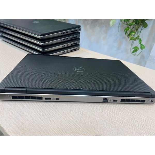 DELL PRECISION 7730 CORE I7 8850H RAM 32GB SSD 512GB 17.3INCH FHD VGA P3200 6GB
