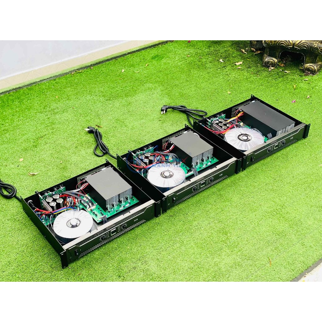 Cục Đẩy Công Suất X4 Đánh Được Cặp Loa Full Bass 25, Công Suất 400W/Kênh Sử Dụng Hát Karaoke, Nghe Nhạc