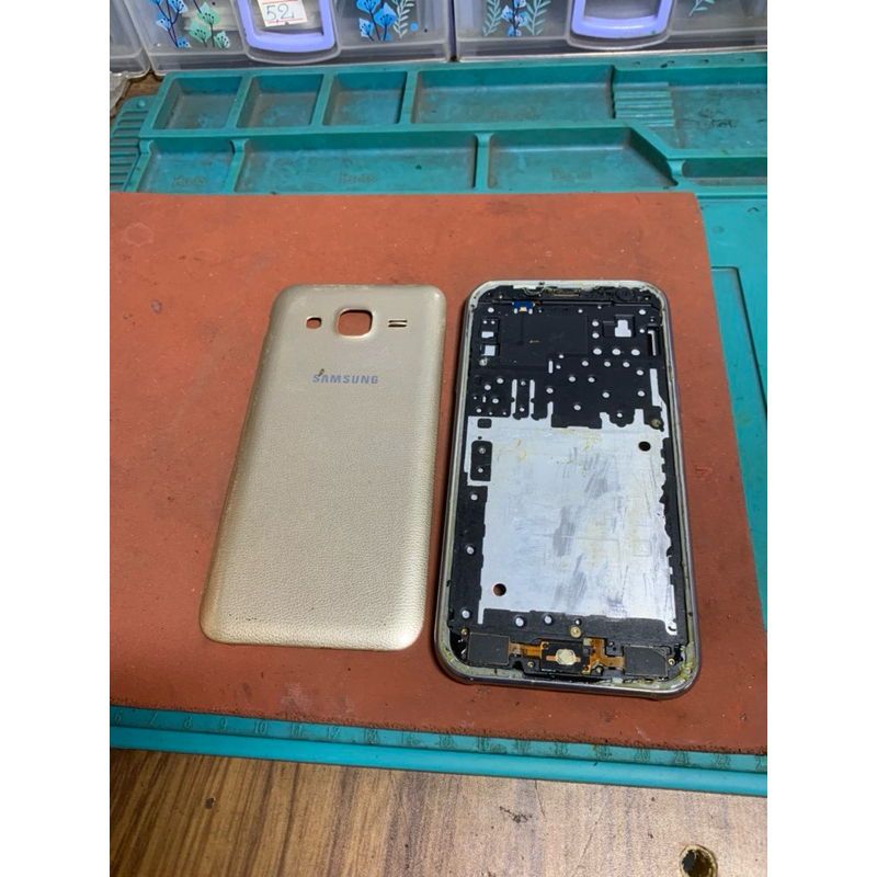 Cụm Samsung j200 như hình vỏ đẹp