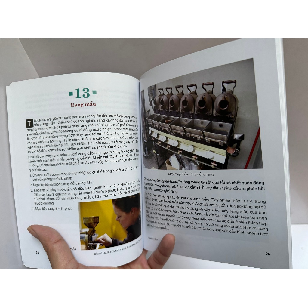 Sách - Đồng hành cùng nghệ nhân rang cà phê - Scott Rao - Hòa Nguyễn Green Bean dịch - Nxb Dân Trí