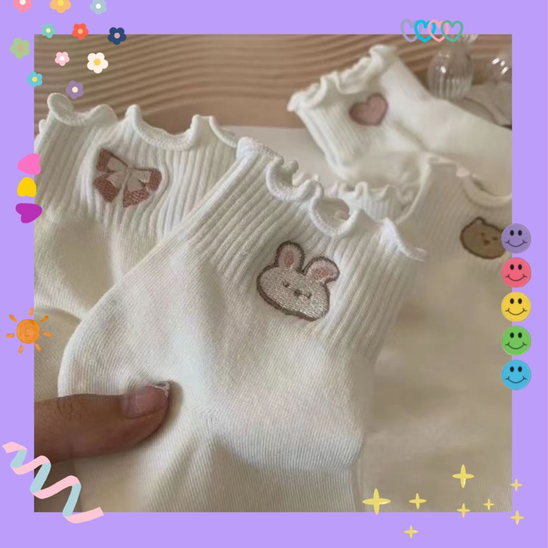 Vớ tất cổ cao trắng viền lượn 🍓 thêu kawai icons