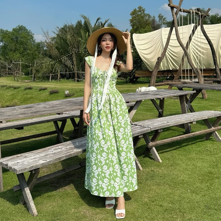 COLUS - Đầm Xoè Hoa To Thiết Kế Hạ Eo Xếp Li Ngực Màu Xanh Phù Hợp Đi Chơi, Đi Biển