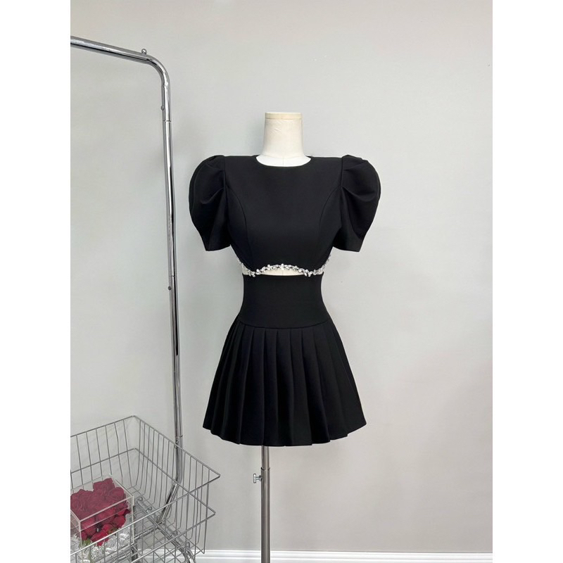 VÁY CUT OUT ĐÍNH ĐÁ