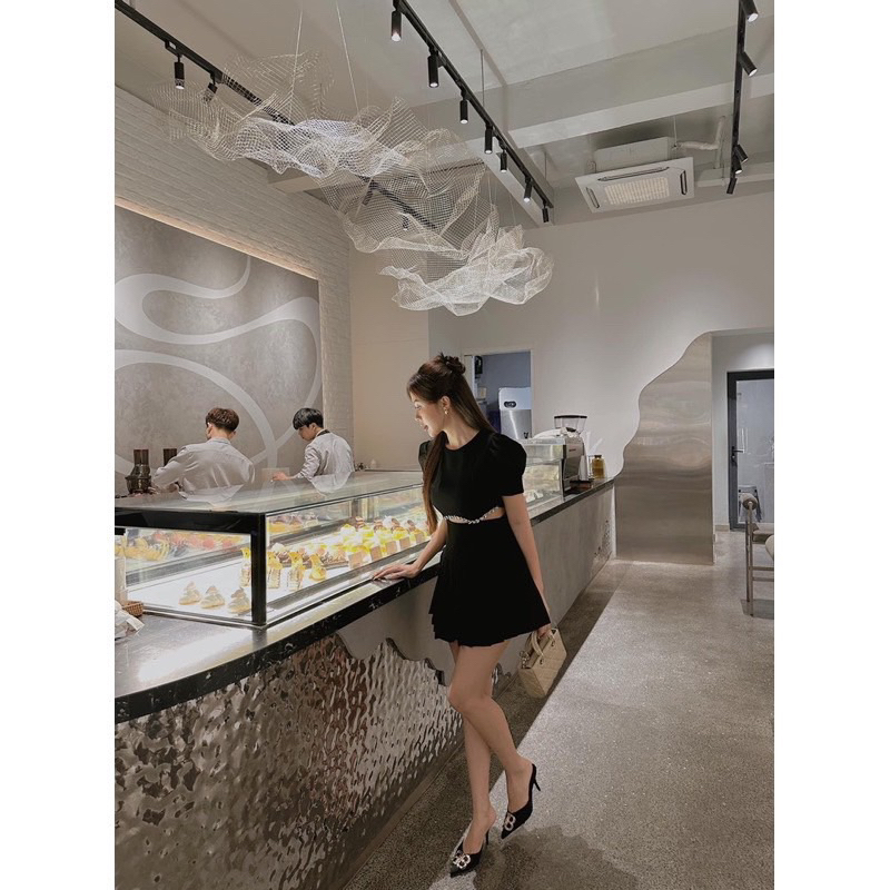 VÁY CUT OUT ĐÍNH ĐÁ