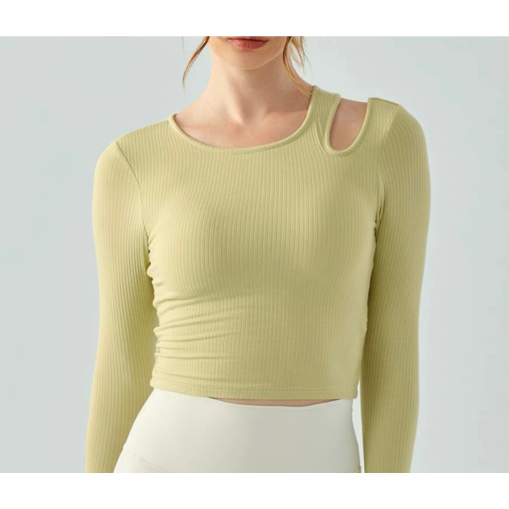 Áo dài tay crop xẻ vai Nana
