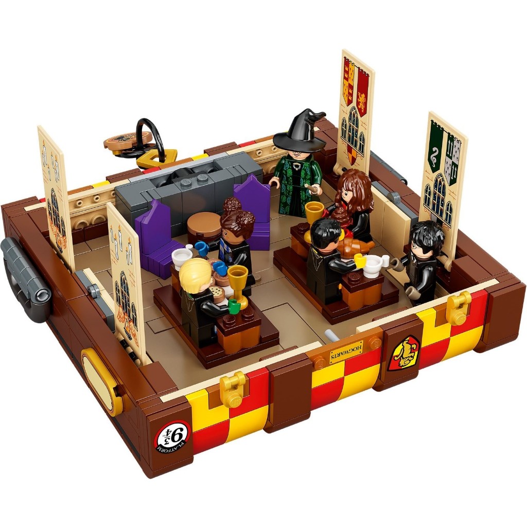 76399 LEGO Harry Potter Chiếc rương Phép thuật