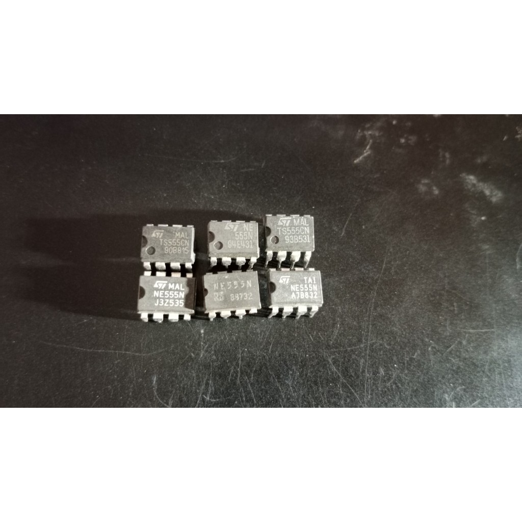 NE555N NE555 NE555P TLC555CP IC tạo xung tháo máy