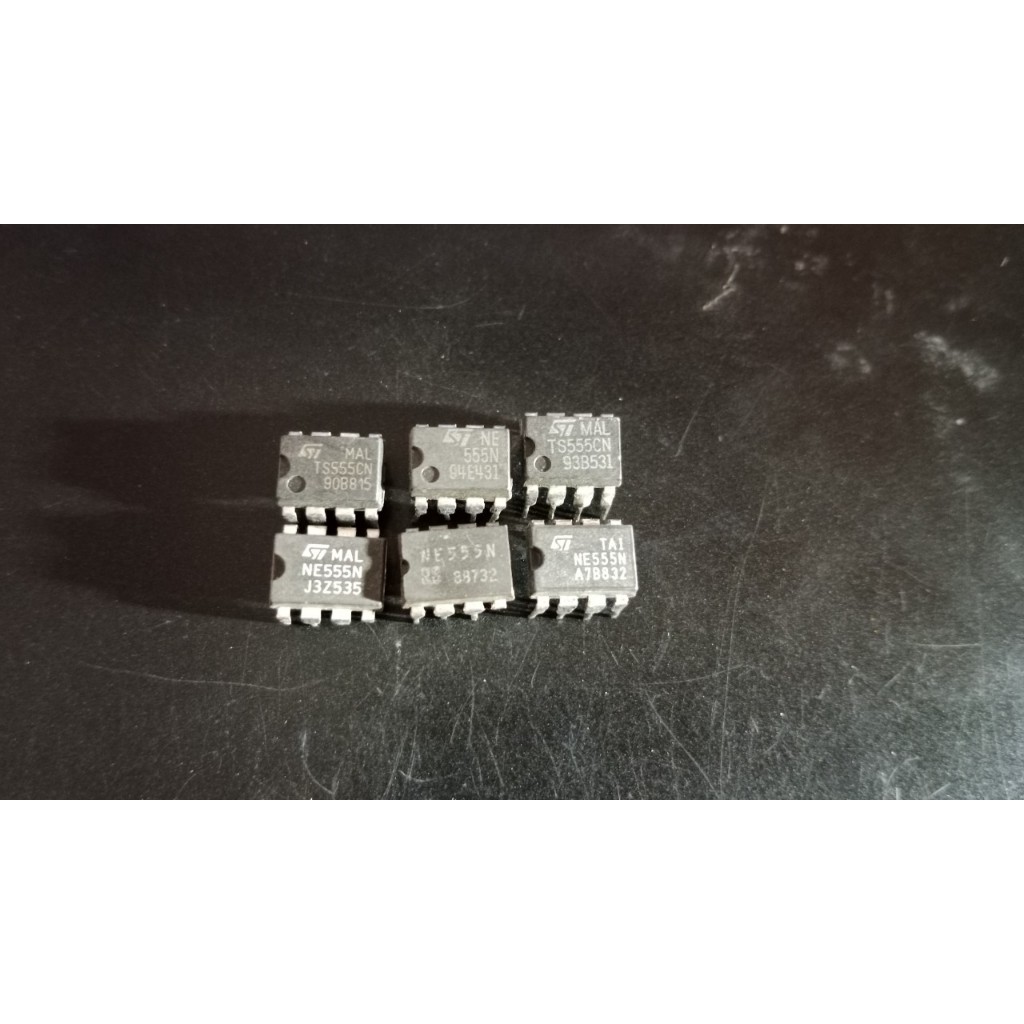 NE555N NE555 NE555P TLC555CP IC tạo xung tháo máy