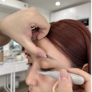 Máy uốn mi Fillimilli Mini Heated Eyelash Curler